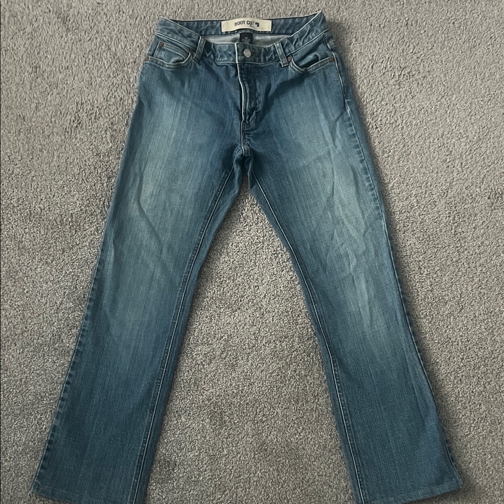 GAP Women's Bootcut Jeans in Medium Blue Wash
